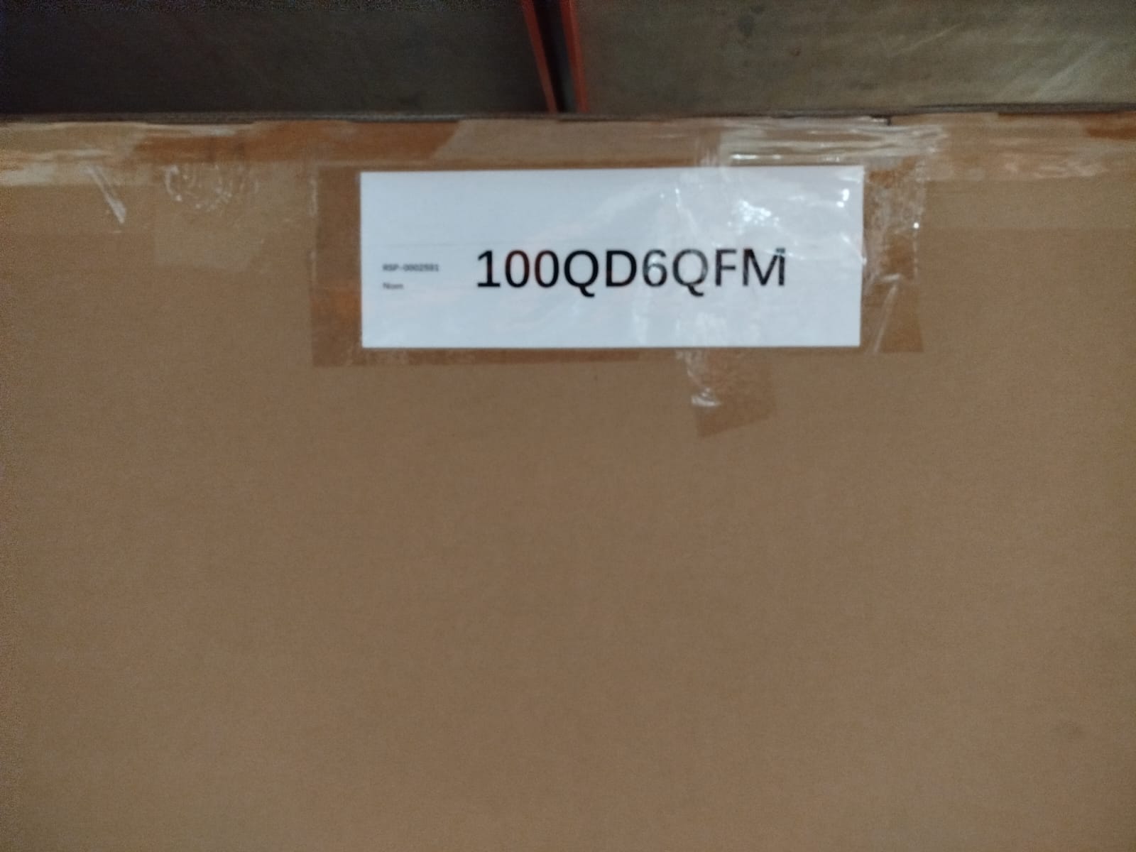 LOTE DE PANTALLA 100QD6QFM: EXPERIENCIA CINEMATOGRÁFICA EN 100 PULGADAS